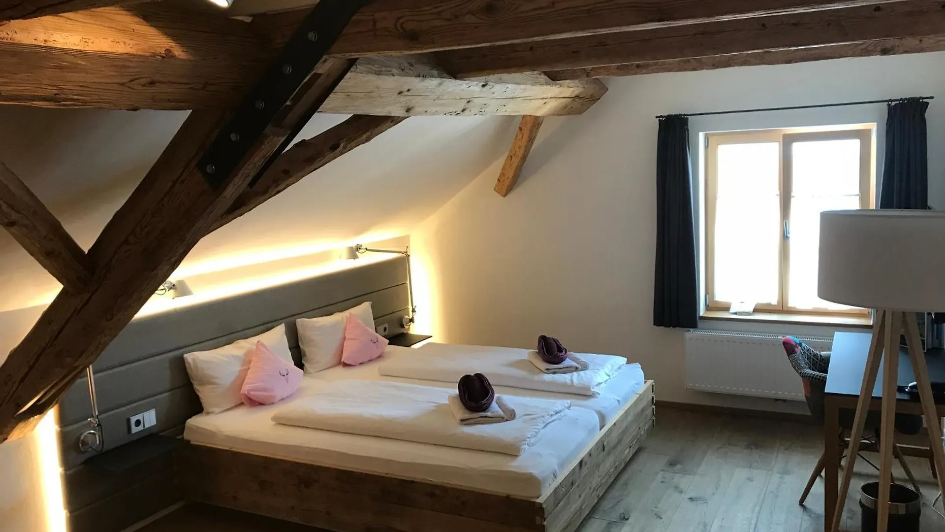 Zum Hirschen - Hotel & Gasthaus Beim Stoeckeler Scheidegg 3*,  Almanya